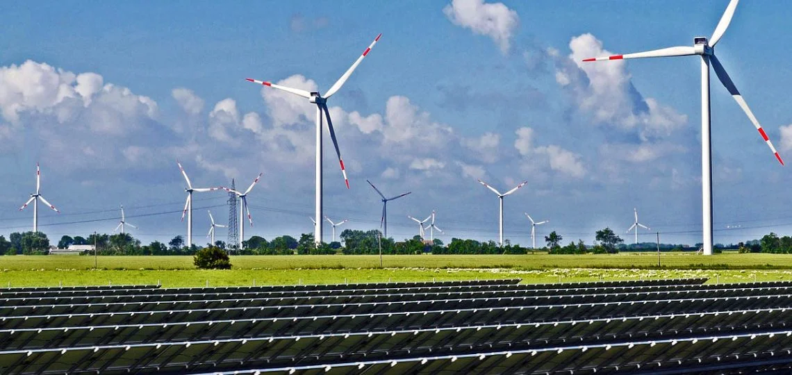 La croissance des investissements mondiaux dans les renouvelables chute à 7,3 % en 2024