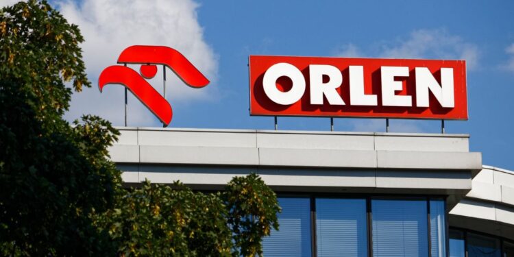 Poland Merges Oil, Gas and Power into Giant Orlen
