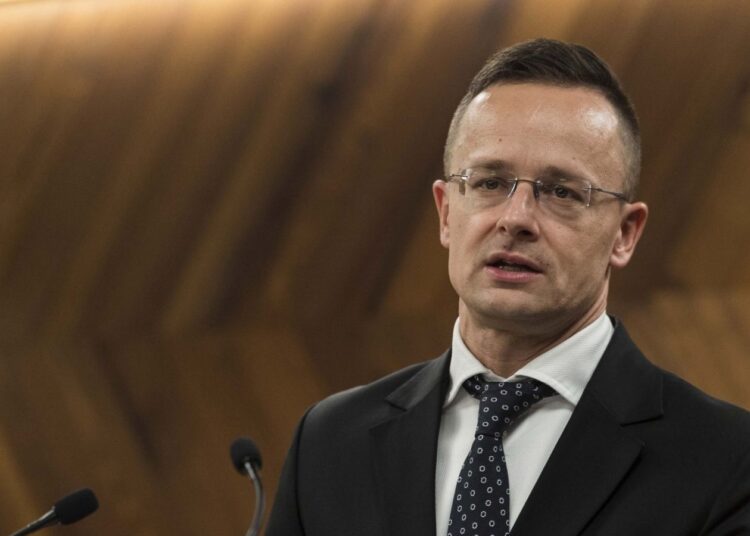 La Hongrie va progressivement réduire ses livraisons de gaz à l'Ukraine