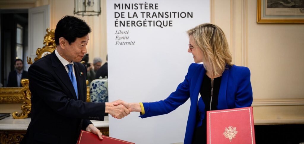 Coopération France-Japon pour le recyclage du combustible MOX