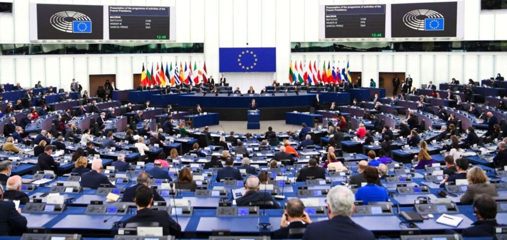 UE, un Embargo sur le Pétrole Russe ?