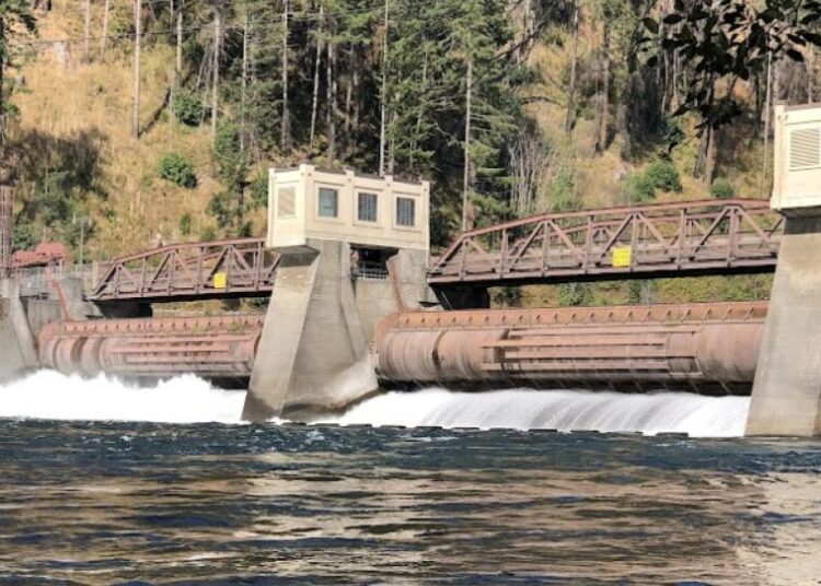 Leaburg abandonne l’hydroélectricité