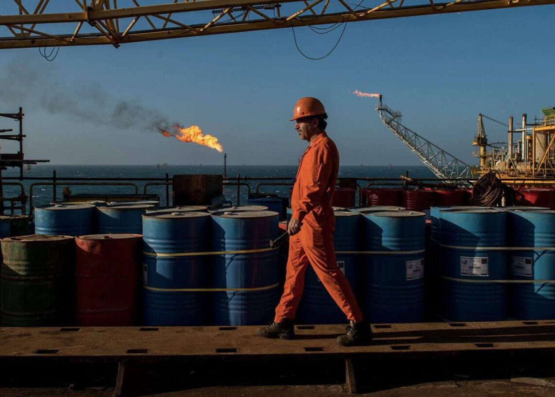 Pétrole Iranien: Hausse des Exports et des Prix Mondiaux