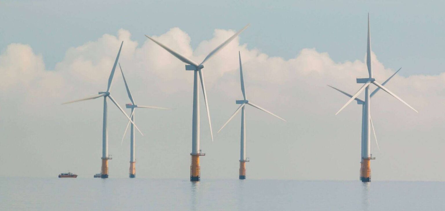 OX2 demande un permis pour un parc solaire offshore en Suède