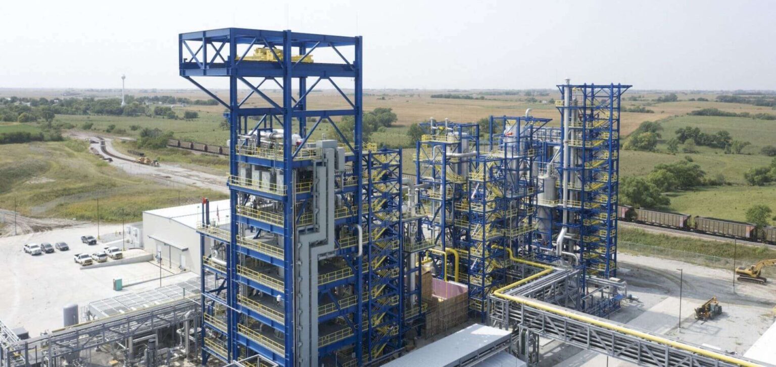 Le Prêt Biden accorde $1 Milliard à Monolith