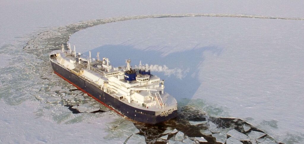 Spire facilite la Navigation en Arctique