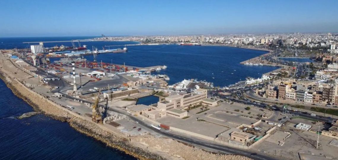 Libya: the government denies wanting to lease a port to foreign forces