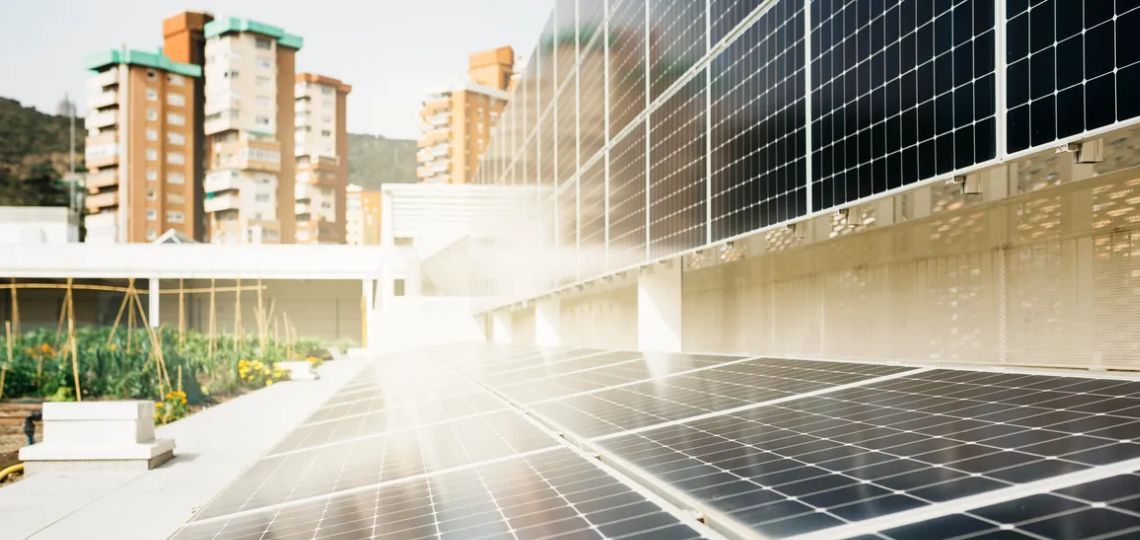 Investissement solaire massif pour les communautés défavorisées aux États-Unis