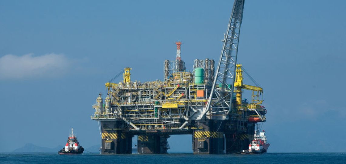 TotalEnergies et Petrobras lancent l’extension de champs pétroliers au Brésil