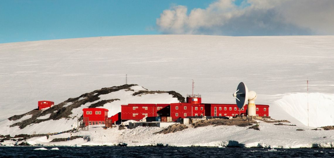 Antarctic prospecting: Russia and the UK play down suspicions