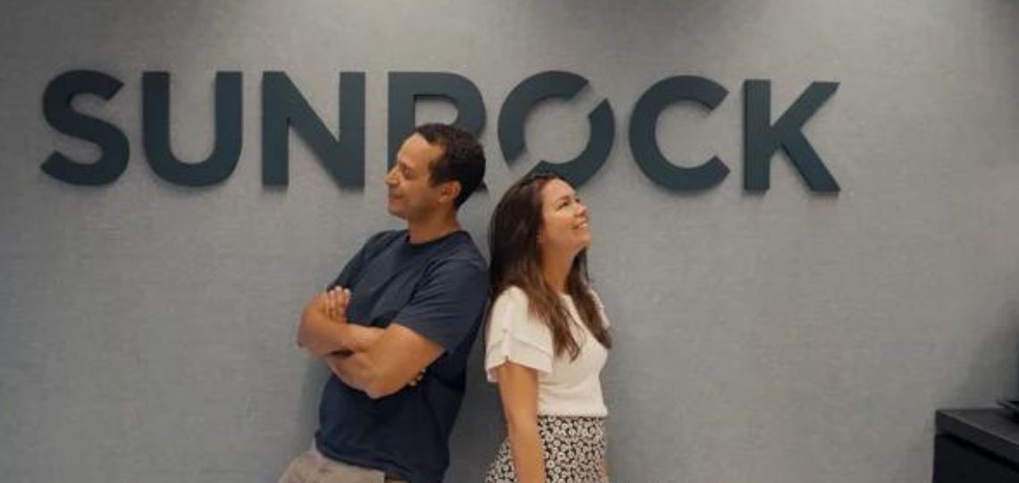 Mercedes-Benz alimenté par l’énergie solaire de Sunrock