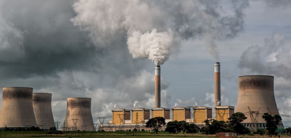 800 centrales à charbon remplacées par des installations solaires d’ici 2030