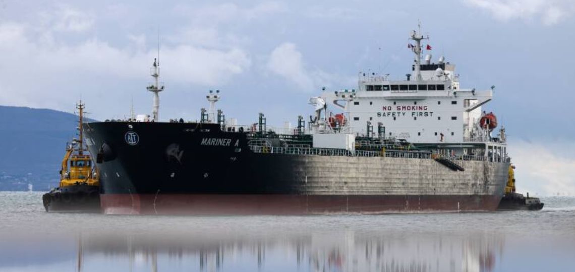 Chute des exportations de pétrole russe en mai, l’Inde réduit ses achats