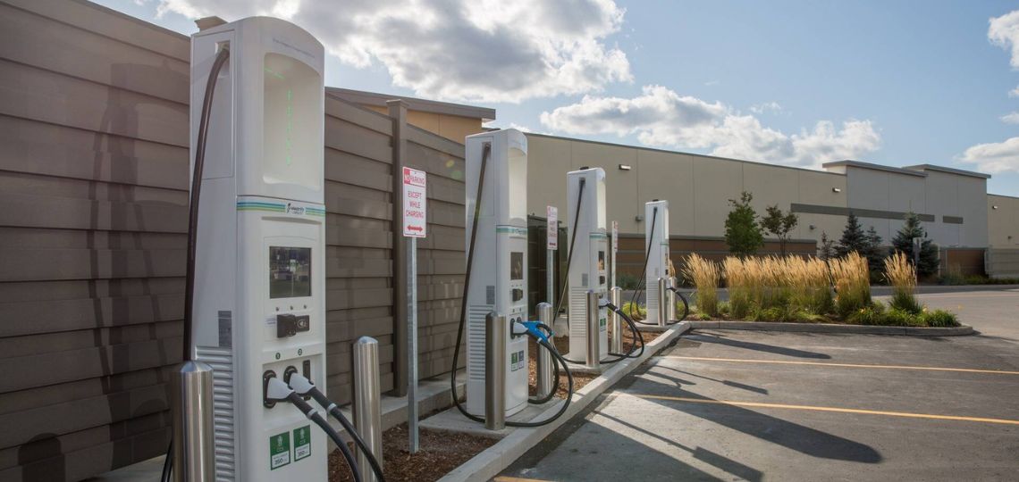 Le Canada annonce 660 nouvelles bornes de recharge pour VE en Nouvelle-Écosse