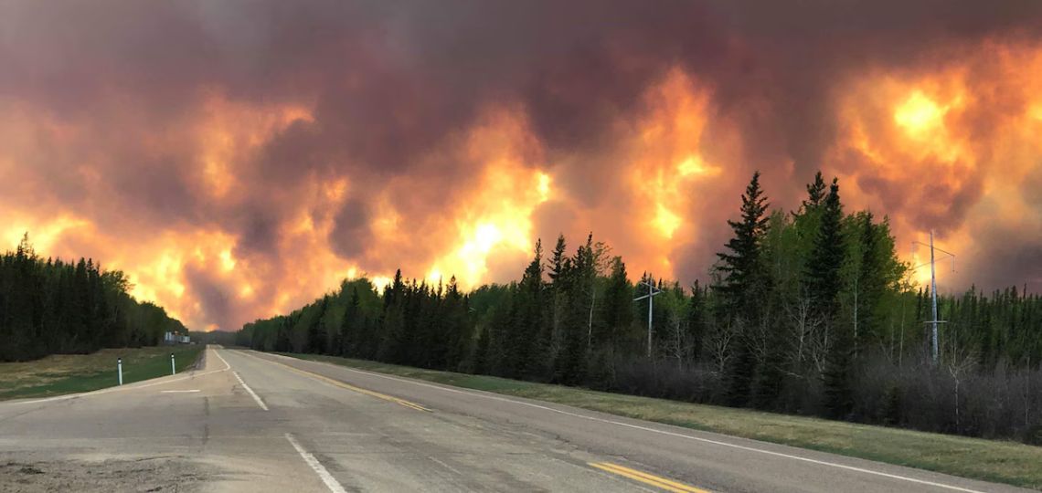 Goldman Sachs: Les incendies au Canada menacent la production pétrolière
