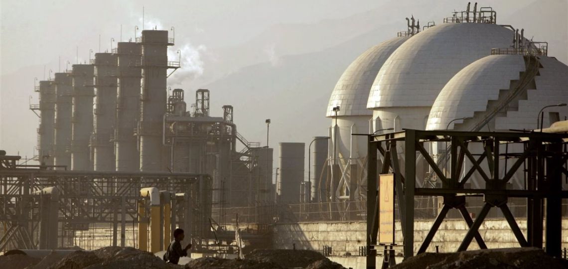 Iran: Between economic openness and energy isolation