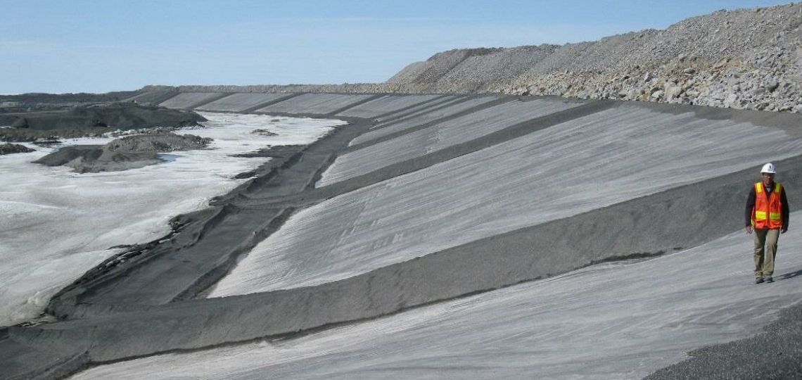 Rio Tinto inaugure la plus grande centrale solaire hors réseau au nord du Canada