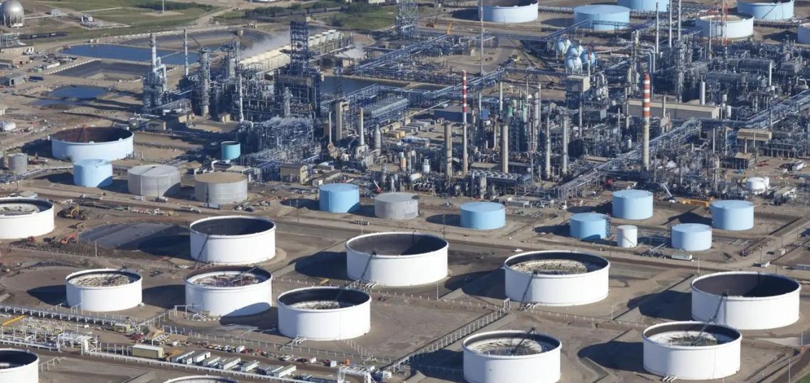 Réduction des stocks de pétrole brut aux États-Unis, la demande explose