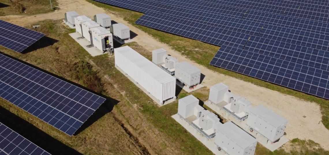 Projet Hybride PV-Batterie Dalby en Service : Une Première en Australie