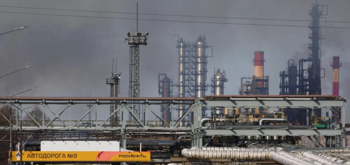 Russian refineries ramp up production ahead of September shutdowns