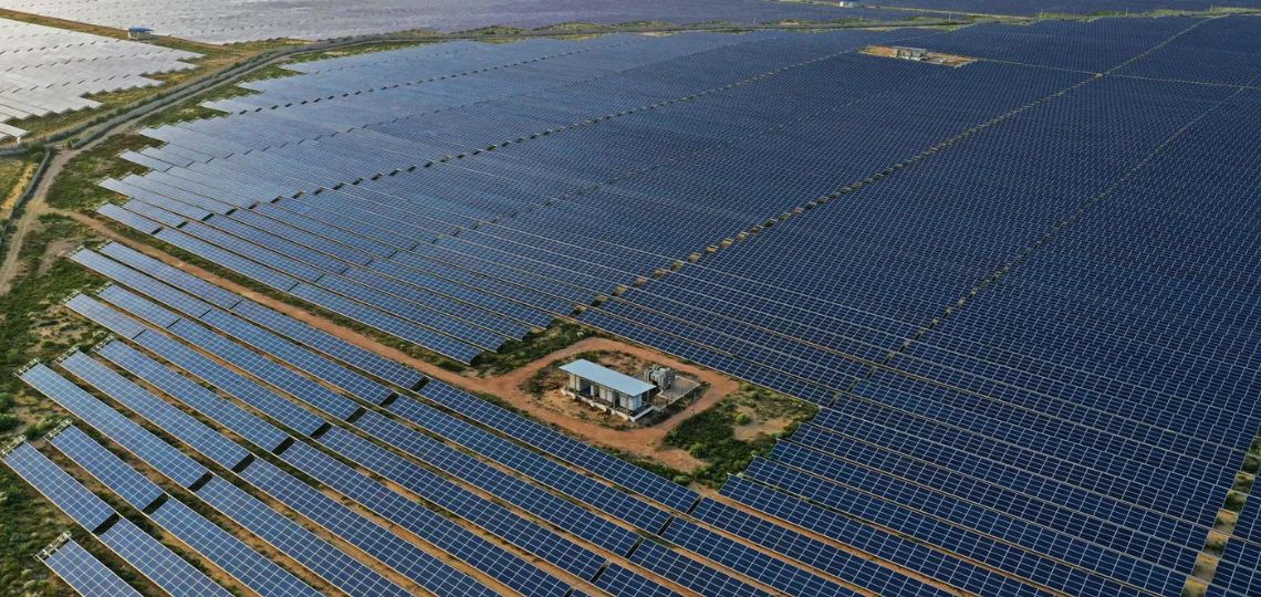 Ampin et Sumitomo s’unissent pour révolutionner l’énergie renouvelable en Inde