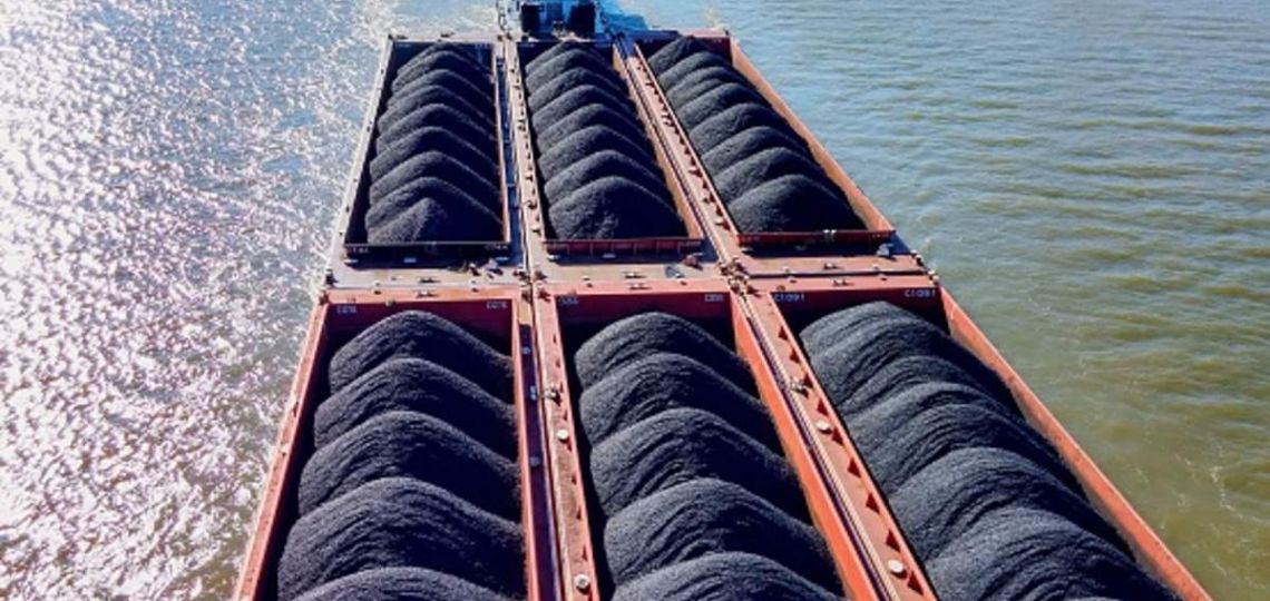 La Chine atteint un record d’importations de charbon en 2024