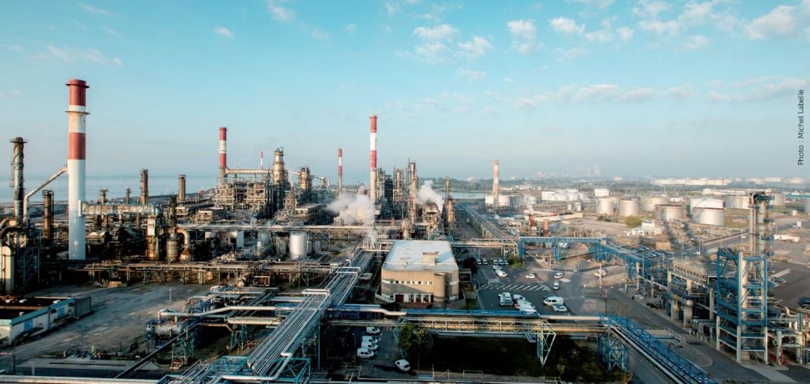 Les Raffineries de Russie et du Kazakhstan Sortent de Maintenance : Un Impact Sur le Marché de l’Énergie