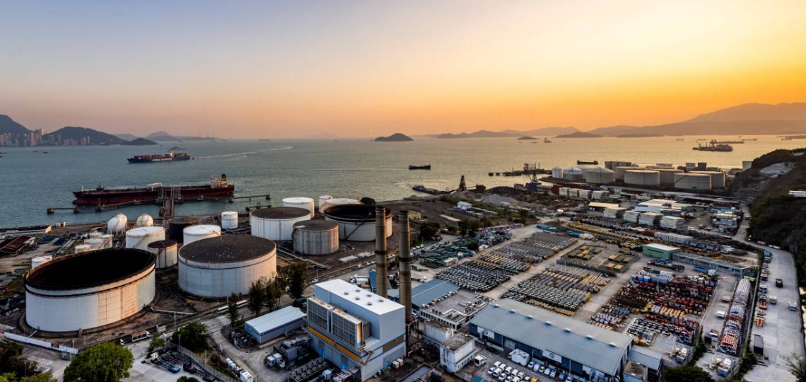 Demand Drops for Heavy Fuel Oil in Hong Kong in November, Impact on Ex-Wharf Premiums