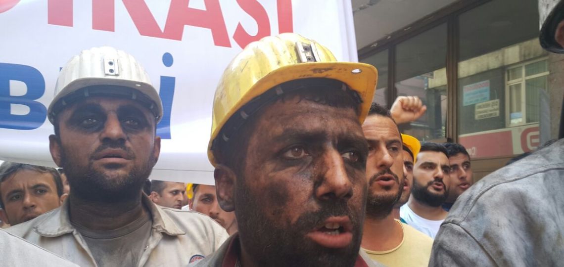 Mineurs turcs en lutte : 500 travailleurs occupent une mine contre la privatisation