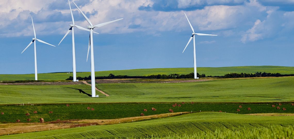 Poland Supports 205 MW of Solar and Wind Projects with OX2