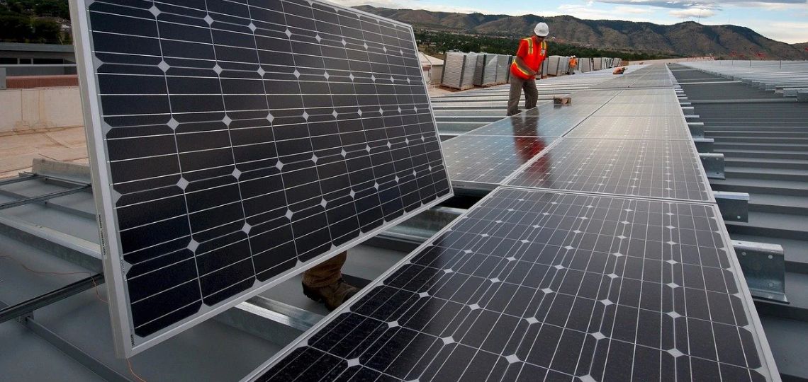 Les États-Unis durcissent les droits antidumping sur les panneaux solaires asiatiques
