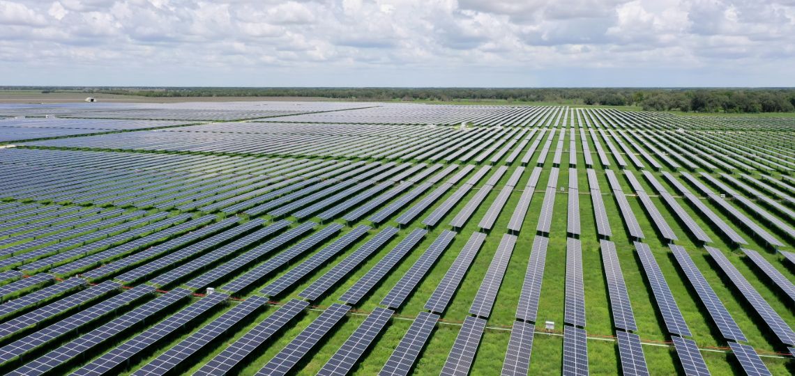 Nevada Welcomes a 226 MW Solar Project with Bechtel and Estuary Power