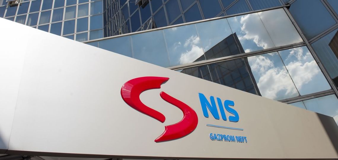 La Serbie demande à Gazprom de céder 56 % des parts de NIS