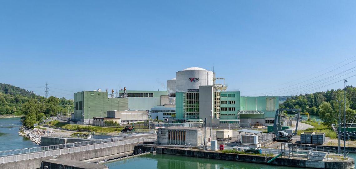 Switzerland : Emergency shutdown of Beznau Reactor 2 after human error