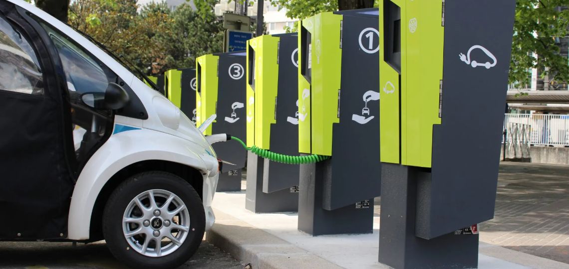 L’UE Renforce ses Mesures d’Urgence pour l’Électrification des Véhicules