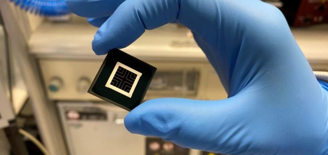 Risen achieves 30.99% efficiency with its HJT-perovskite tandem solar cells