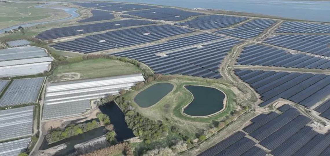 373 MW Cleve Hill Solar Park begins commercial operations in the United Kingdom