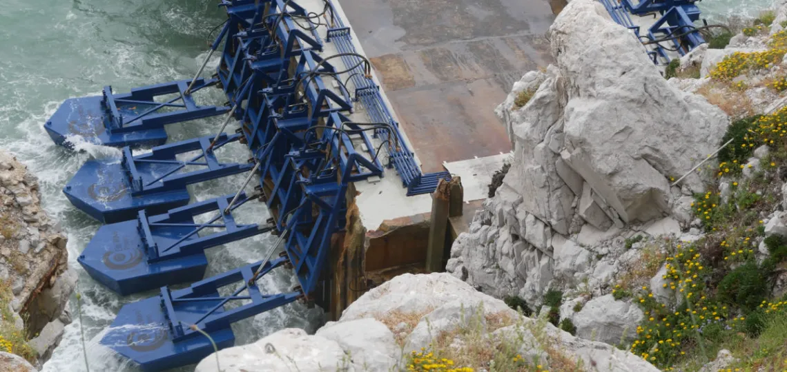 Eco Wave Power finalise la production des flotteurs pour son projet pilote d’énergie houlomotrice à Los Angeles