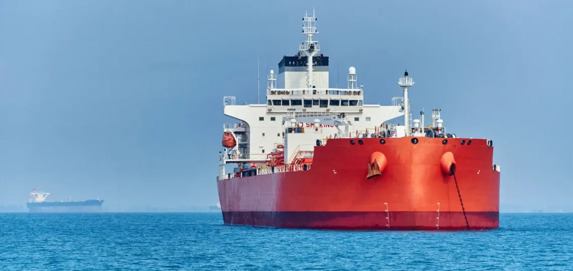 L’Union européenne resserre ses sanctions sur le pétrole russe pour renforcer la pression diplomatique