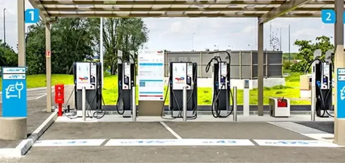TotalEnergies leads high-power charging on motorways with 1,800 stations