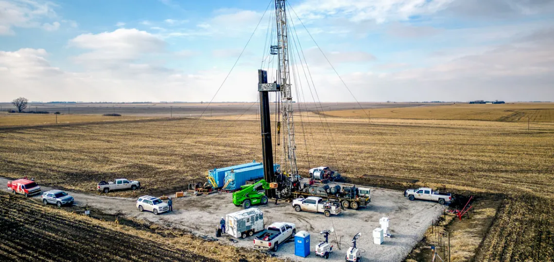 Hydrogène géologique stimulé : méthodes, coûts, maturité technologique et risques clés