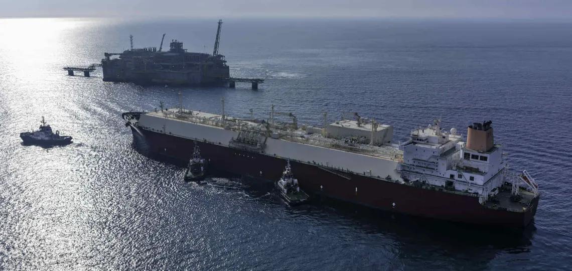 Deux méthaniers russes sanctionnés livrent du GNL en Chine malgré les restrictions