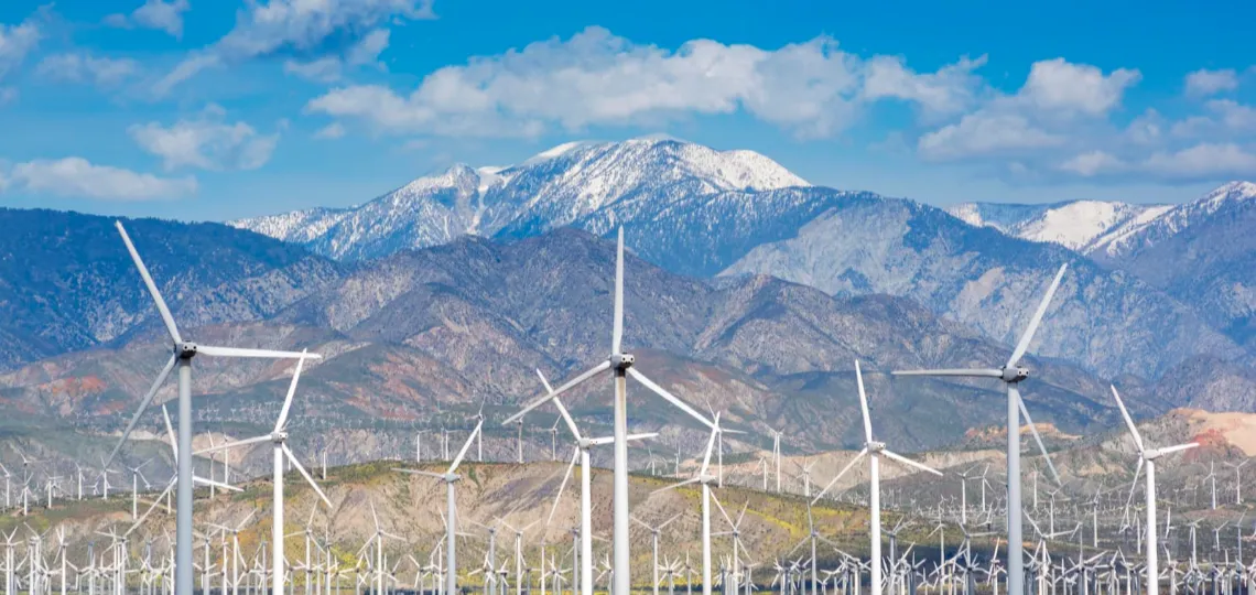 Les installations éoliennes aux États-Unis chutent de 15 % mais un rebond est attendu en 2027