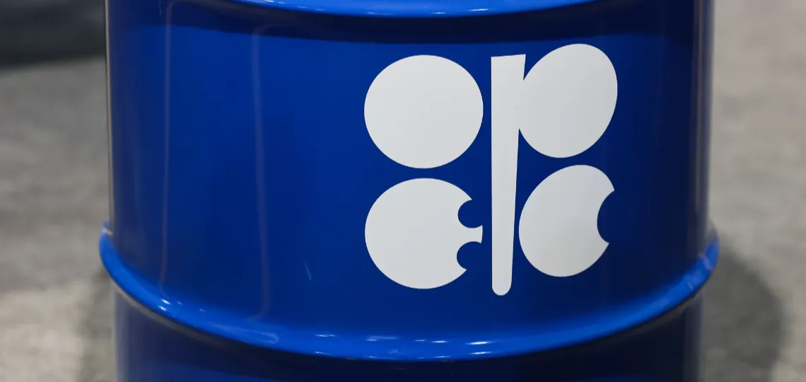 L’OPEP+ prépare une nouvelle hausse de production sur fond de divergences entre Riyad et Moscou