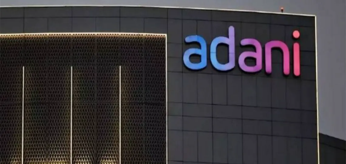Adani Group investit dans un méga-projet de stockage d’énergie par batteries à Khavda
