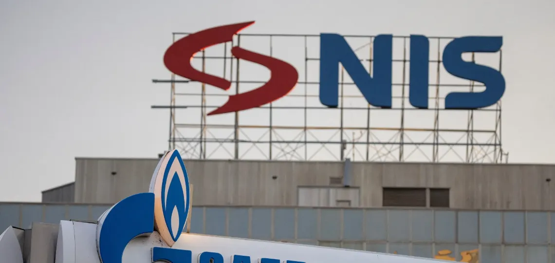 Washington demands Gazprom Neft’s exit from NIS and maintains sanctions