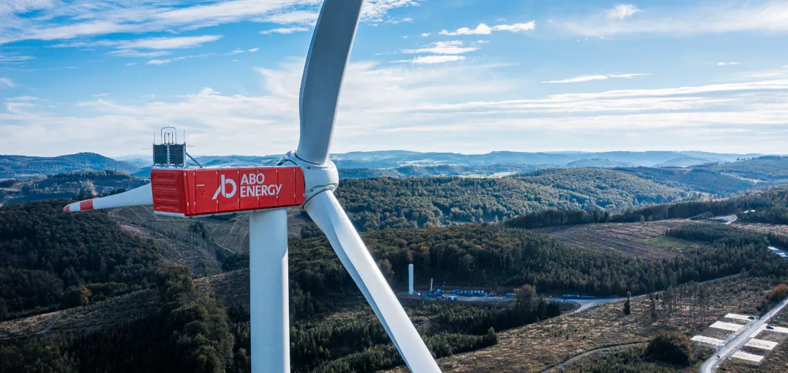 Enkraft accentue la pression sur ABO Energy au cœur d’un processus de vente contesté