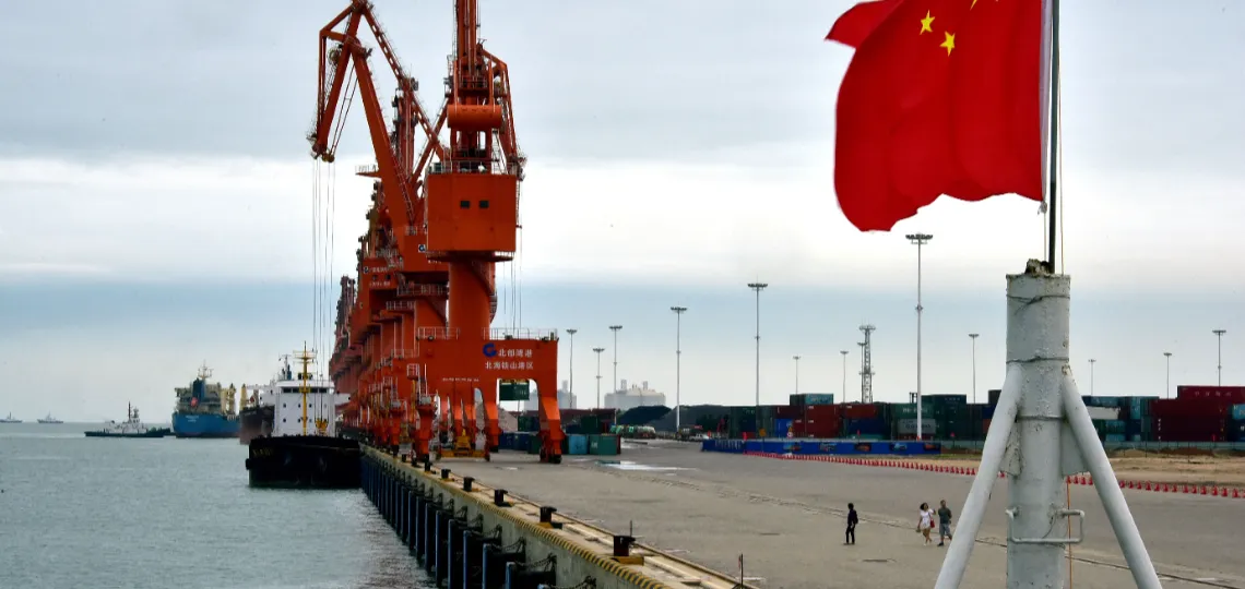 Novatek sells liquefied gas with 40% discount to China despite sanctions