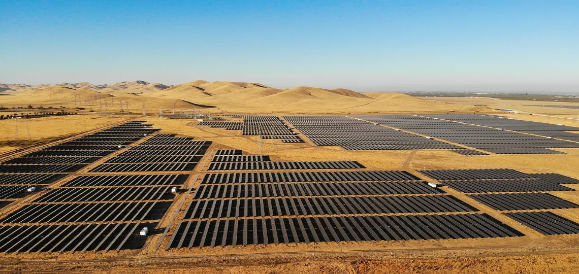 Solar output overtakes natural gas in California during peak daytime hours