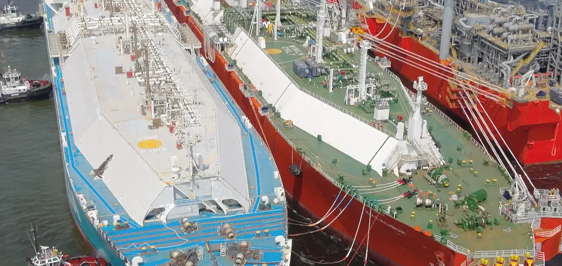 CMA CGM announces the registration of ten giant container ships under the French flag